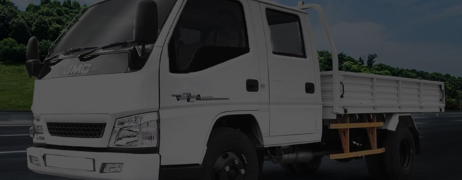 Refrigerated Truck Rental in Dubai